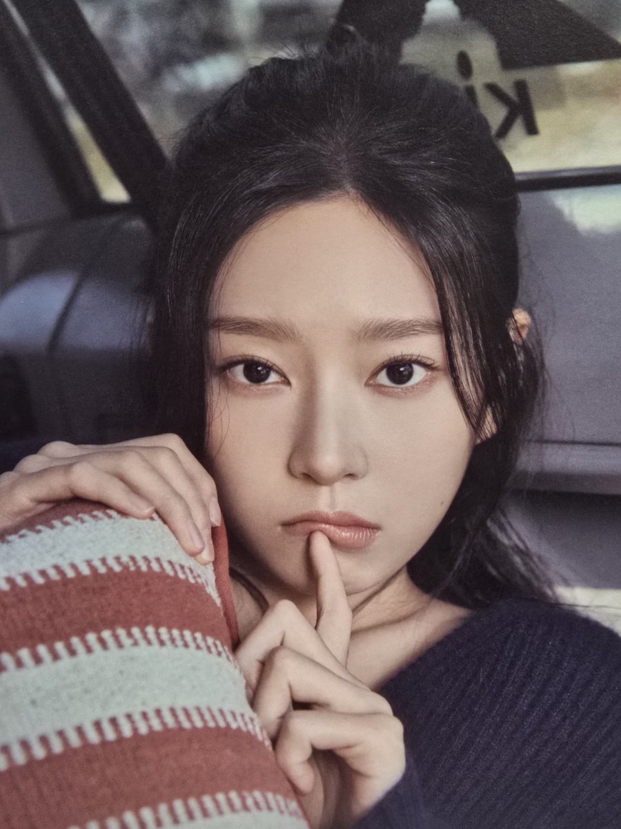 2025 김민주 시즌그리팅 캘린더 베스트컷들
