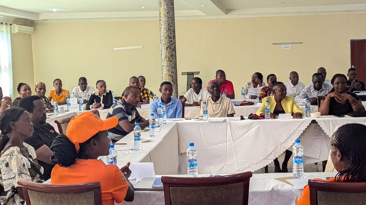 It's Monday and you know what that means,
our latest edition of NewsFlash is here! 🥳

This week, we dive into The Catalyst Fund experience: Are we granting the right way? 🤔💡

read more here: mailchi.mp/zgf/are-we-rea…
 📖✨ #NewsFlash #CatalystFund #ShiftingThePower