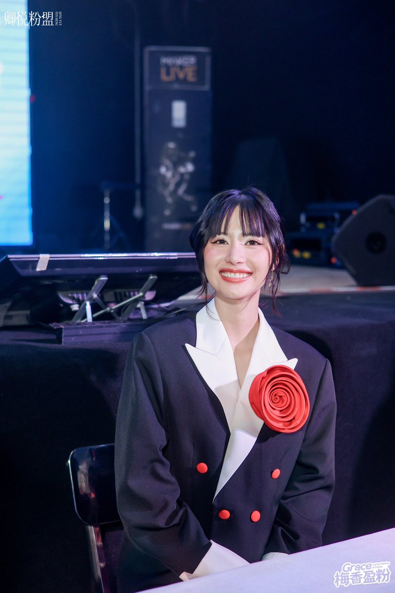 Grace_Fir0923's tweet photo. The photo for Fuzhou fans meeting
cr：卿悦联盟

GRACE 1ST FM FUZHOU 
#GraceFirstFmInFuzhou
#Gracebudsarin https://t.co/Qm5b5PMWzs