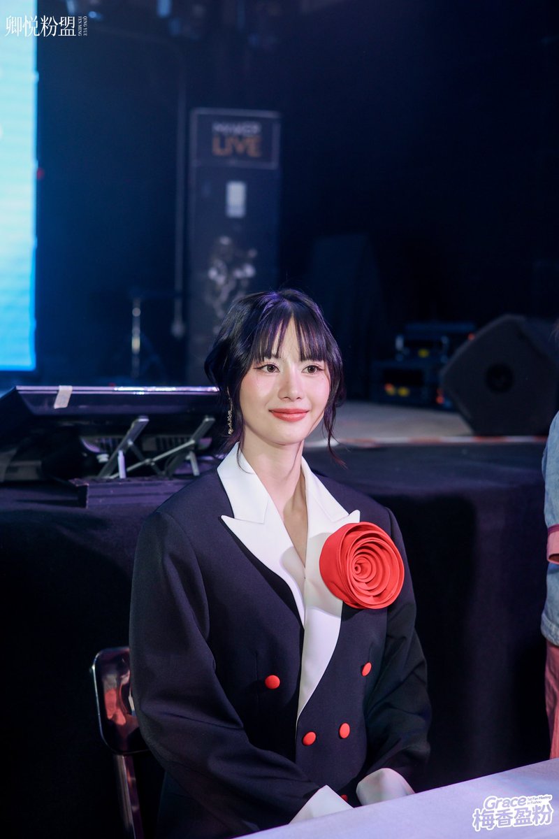 Grace_Fir0923's tweet photo. The photo for Fuzhou fans meeting
cr：卿悦联盟

GRACE 1ST FM FUZHOU 
#GraceFirstFmInFuzhou
#Gracebudsarin https://t.co/Qm5b5PMWzs
