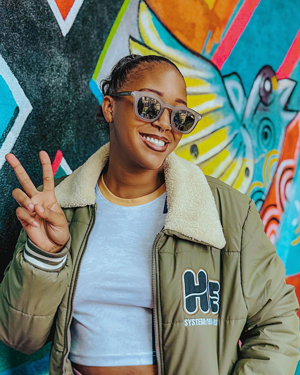 #TheShuffle with your one and only #bestie <a href="/iamguhiiiiiii/">Guhiiiiiii</a> #tunein 

#XFM #TodaysHitMusic