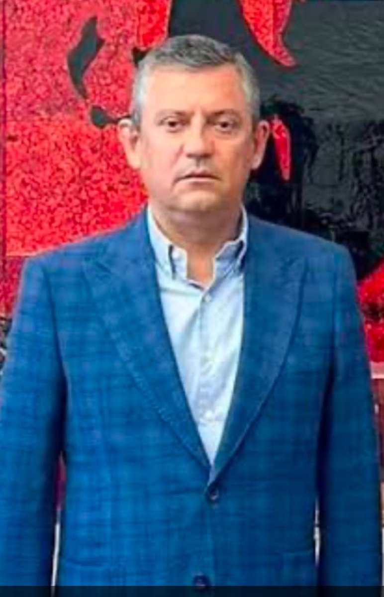 Özgür Özel’in örtülü saray operasyonu

Bir taşta iki kuş 🐦 🐦 

Hem Ekrem İmamoğlu ‘na 
hem de, Mansur Yavaş’a müthiş bir operasyon çekti… Saray’ın mesir macunu olduğu deşifre oldu 👍 

Nasıl mı 🤷‍♂️ Kemerleri bağlayın başlıyoruz ✈️