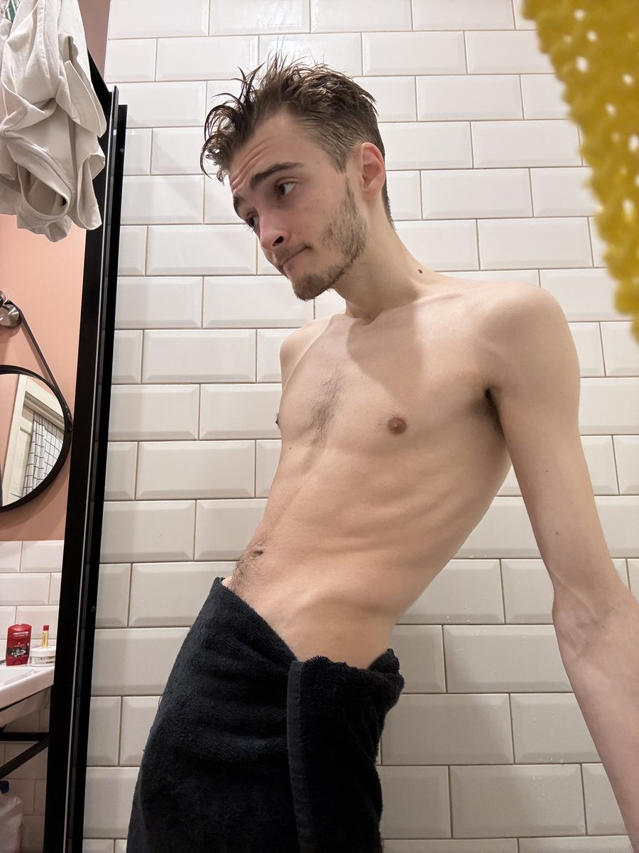 spider___man00's tweet photo. Shower time 
#hair #gay https://t.co/ywBFGHkvVM