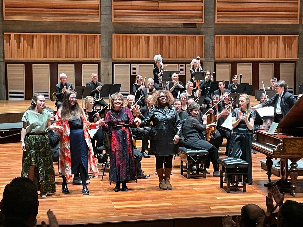Roxanna Panufnik (@roxannapanufnik) on Twitter photo REQUEST: more multi-composer projects, pls! Last night's super-joyous OAE premiere was thanks to sharing with amazing colleagues @ElectraPerivolaris, <a href="/ErrollynWallen/">Errollyn Wallen</a> & <a href="/freyawaleycohen/">Freya Waley-Cohen</a>. Enhanced brilliantly by Olga Pashchenko & Natalia Ponomarchuk. Love you guys!💕🎶 REQUEST: more multi-composer projects, pls! Last night's super-joyous OAE premiere was thanks to sharing with amazing colleagues @ElectraPerivolaris, <a href="/ErrollynWallen/">Errollyn Wallen</a> & <a href="/freyawaleycohen/">Freya Waley-Cohen</a>. Enhanced brilliantly by Olga Pashchenko & Natalia Ponomarchuk. Love you guys!💕🎶