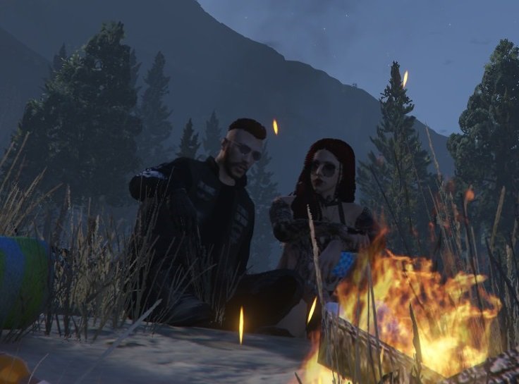 IamHassel_'s tweet photo. Menudo vicio es el rol. Mi niño Artyom ya se va a casar con su querida Santa. De un PJ que hice para ir de coña como taxista al Vice Presidente de The Lost, y ahora encima con mujer. #GenesisRP https://t.co/cxy0eMD6vC