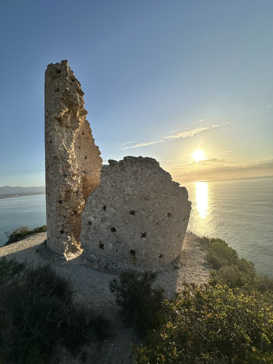 albrechtschmidt's tweet image. Arrived in Sardinia for IUI2025… a beautiful island - stunning drive from Olbia to Cagliari and morning walk at the coast - already good discussions over breakfast 🙂 looking forward to a lot of inspiration over the week with the latest in intelligent interactive system! @mimuc