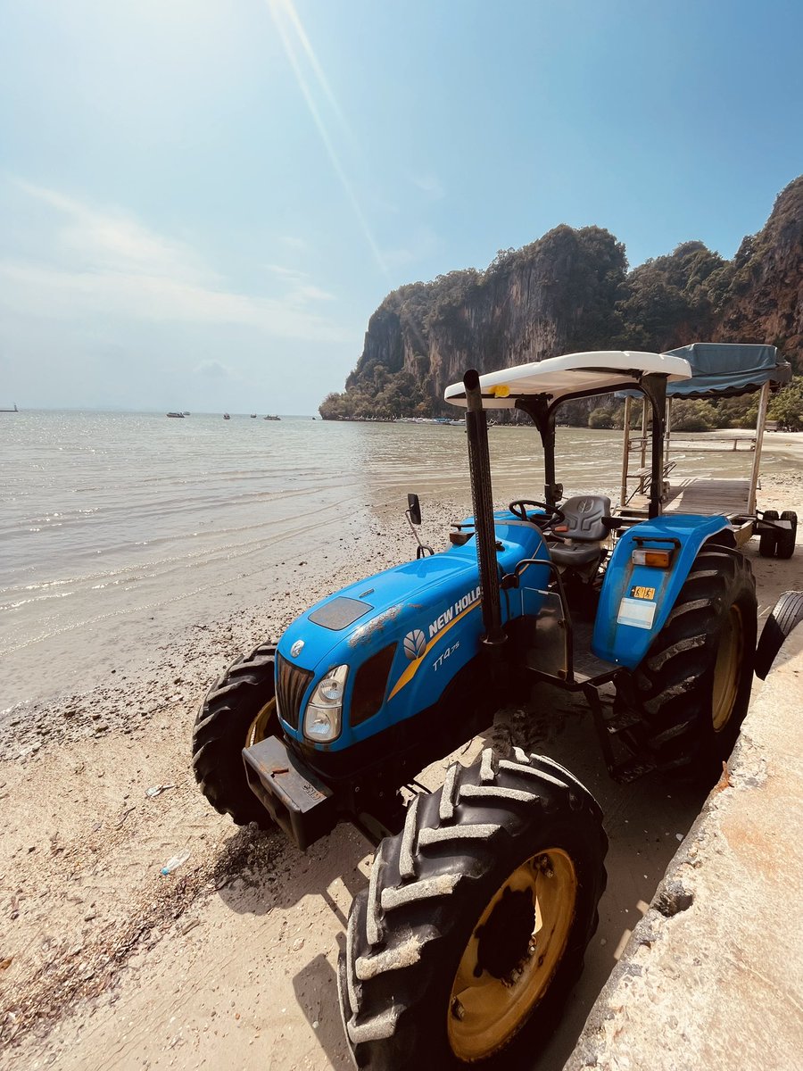 PitchcareKerry's tweet photo. I wonder who was lucky enough to deliver this #newholland to Thailand? How old is it @CNHIndustrial?

#railay @Pitchcare on tour ☀️ #ooo #TT4 #HappyMonday https://t.co/b5ZPpDJhkM