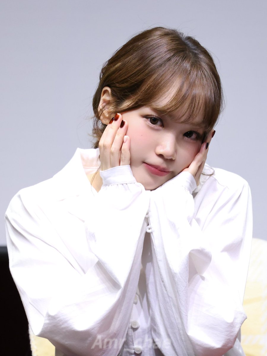 250323

👐

#김채원 #CHAEWON #チェウォン #르세라핌 #LE_SSERAFIM