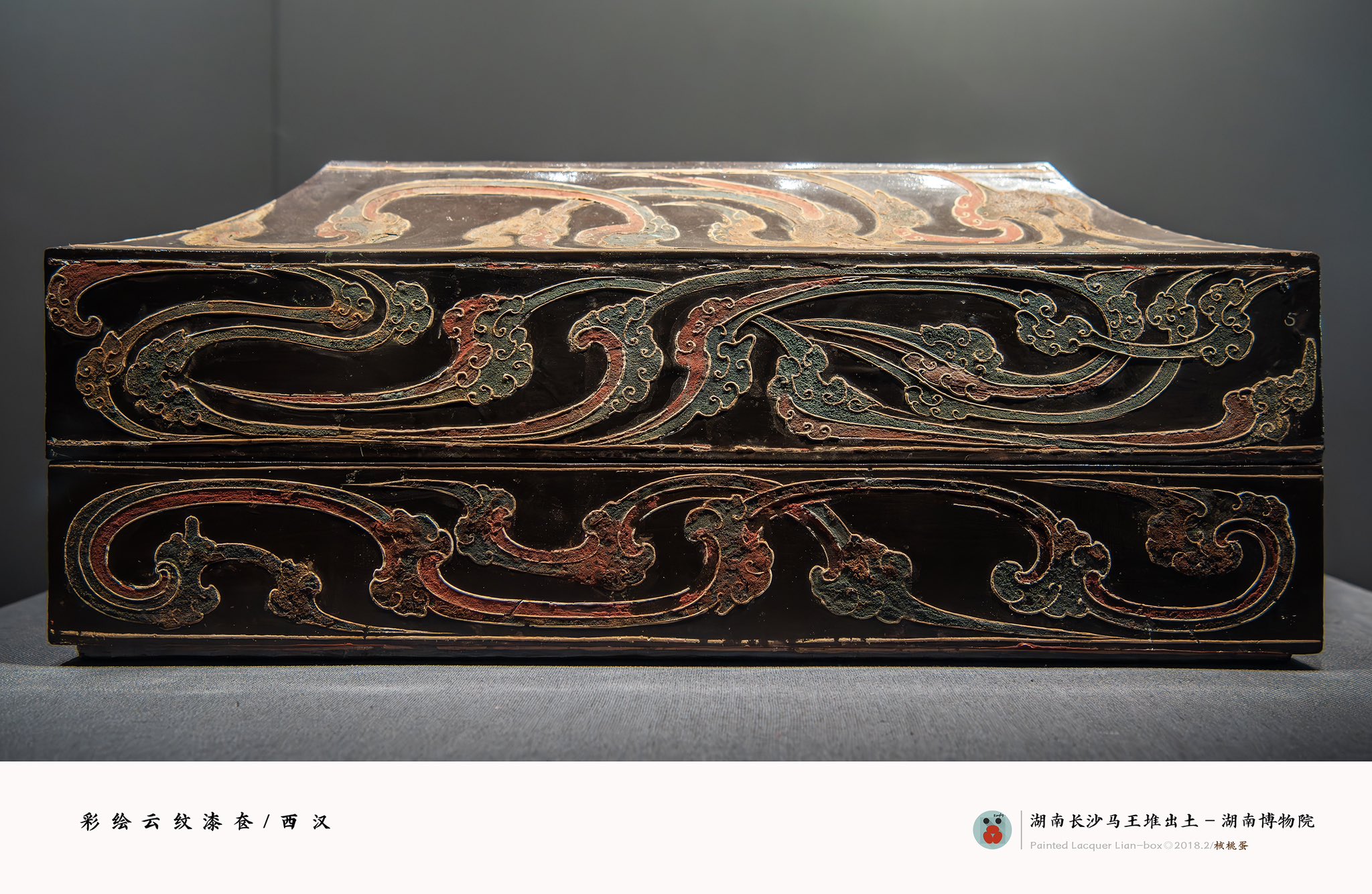 中国美術 高揚木 刻 葡萄栗鼠 置物 高7.7cm(HA383) 中国美術 高揚木 刻 葡萄栗鼠 置物 高7.7cm(HA383) - メルカリ
