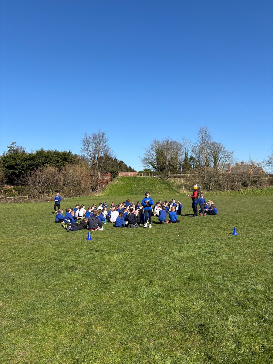 EllesmerePS's tweet photo. We are excited to start up running club again for this term.
Running club is on a Tuesday and Friday every week at lunchtime for all of our children in Years 1 to 6. This is a great way to burn some extra energy, plus work on running technique and pace! https://t.co/qmnZZw89gU