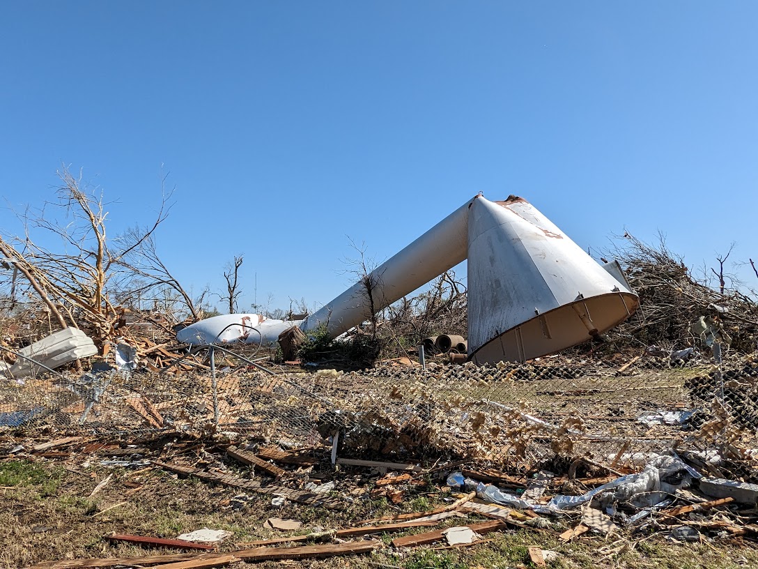 NWSJacksonMS's tweet photo. 2 years ago today the town of Rolling Fork took a direct hit from an EF-4 tornado with windspeeds up to 195 mph. This is the strongest tornado to impact Mississippi since the April 27, 2011 super outbreak. https://t.co/oFH7Qxwzzk