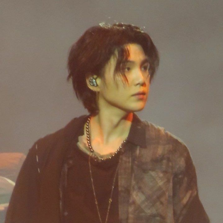 hourlyhyungline's tweet image. beauty