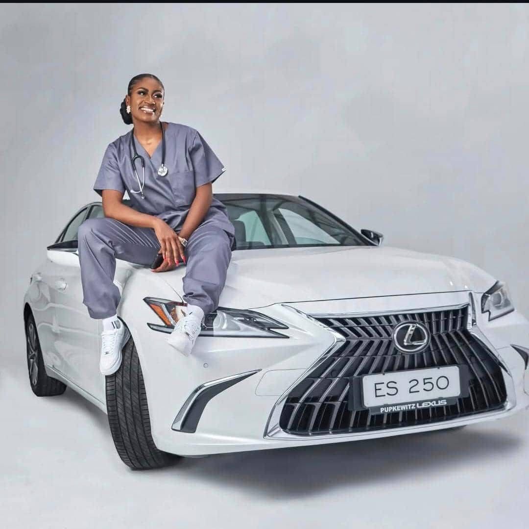 mOkapendi tweet media