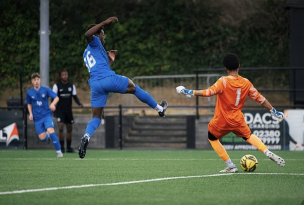 ChangingRoomEssentials.Com tweet media