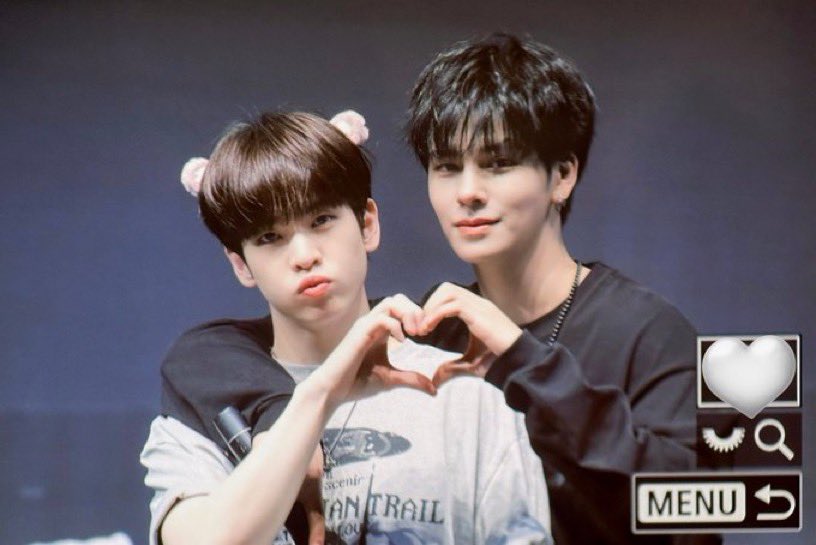 sL_00199's tweet photo. 이건 뭐 설명할필요도없이대놓고그렇고그러해서좋아합니다 https://t.co/tKTmiJqqFZ