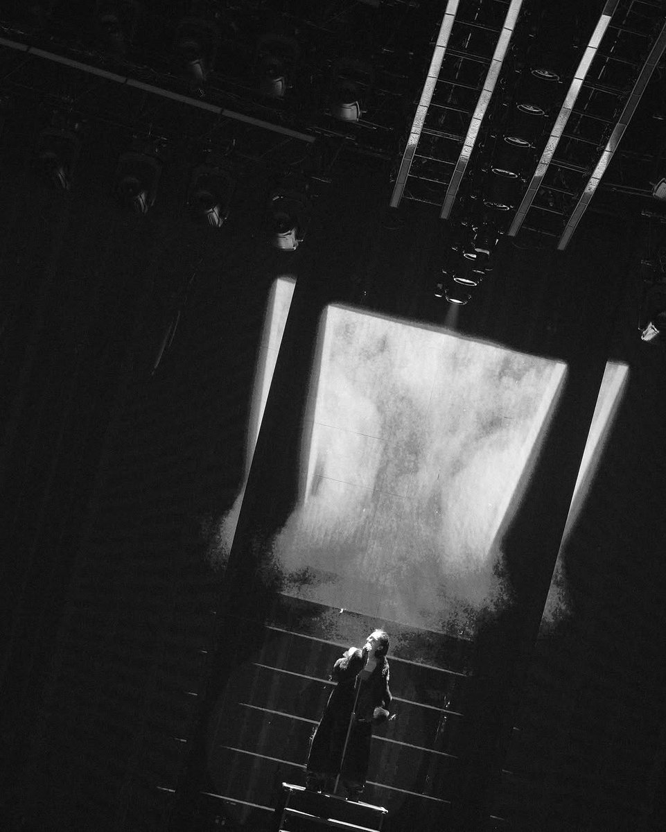 _blackpinkita's tweet image. #JENNIEinParis #RubyExperienceParis