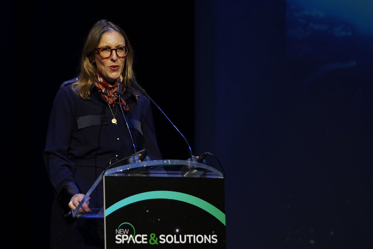New Space & Solutions (@nspacesolutions) on Twitter photo 🚀 Andalucía y la innovación espacial
Lorena Garrido, Viceconsejera de Universidad, Investigación e Innovación (<a href="/UniversidadAnd/">Consejería Universidad, Investigación e Innovación</a>), participó en #NewSpaceSolutions, destacando la inversión en el sector espacial y conectando en directo con la Estación Espacial Internacional. 🚀 Andalucía y la innovación espacial
Lorena Garrido, Viceconsejera de Universidad, Investigación e Innovación (<a href="/UniversidadAnd/">Consejería Universidad, Investigación e Innovación</a>), participó en #NewSpaceSolutions, destacando la inversión en el sector espacial y conectando en directo con la Estación Espacial Internacional.