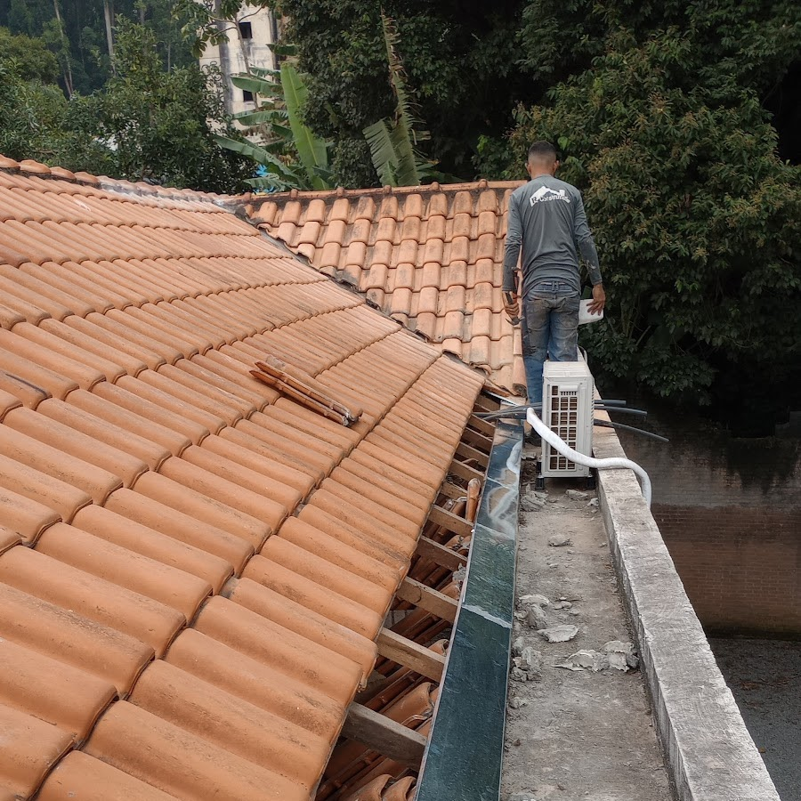 [DIVULGAÇÃO] VAI CONSTRUIR OU REFORMAR; linktr.ee/rconstrutor | Conserto de telhado  (Vazamento) Jardim Tremembé Zona Norte de São Paulo-SP...