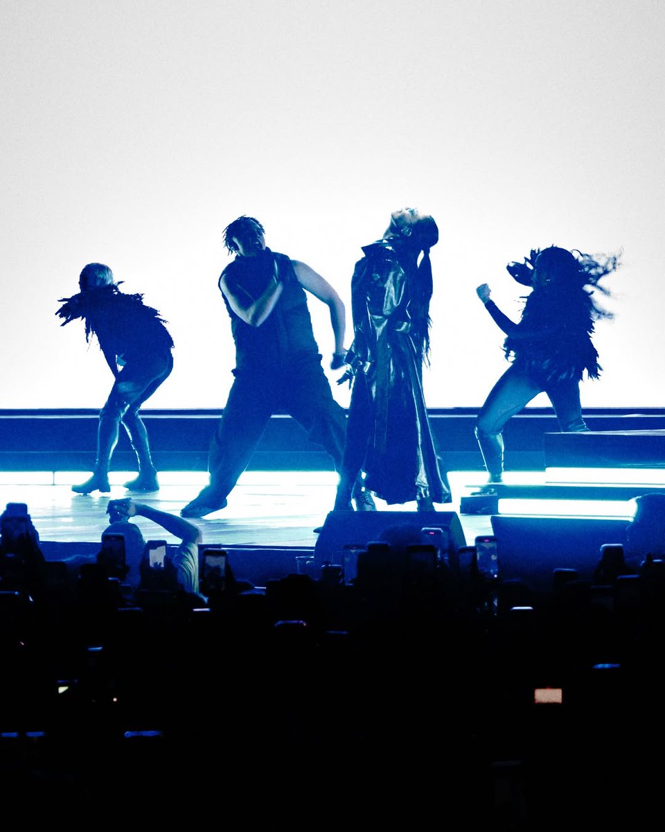 _blackpinkita's tweet image. #JENNIEinParis #RubyExperienceParis