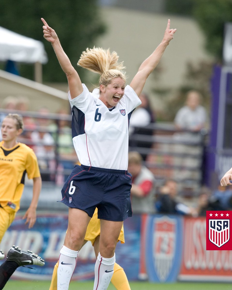 Happy birthday to 99er, Danielle Fotopoulos 🎉🏆
