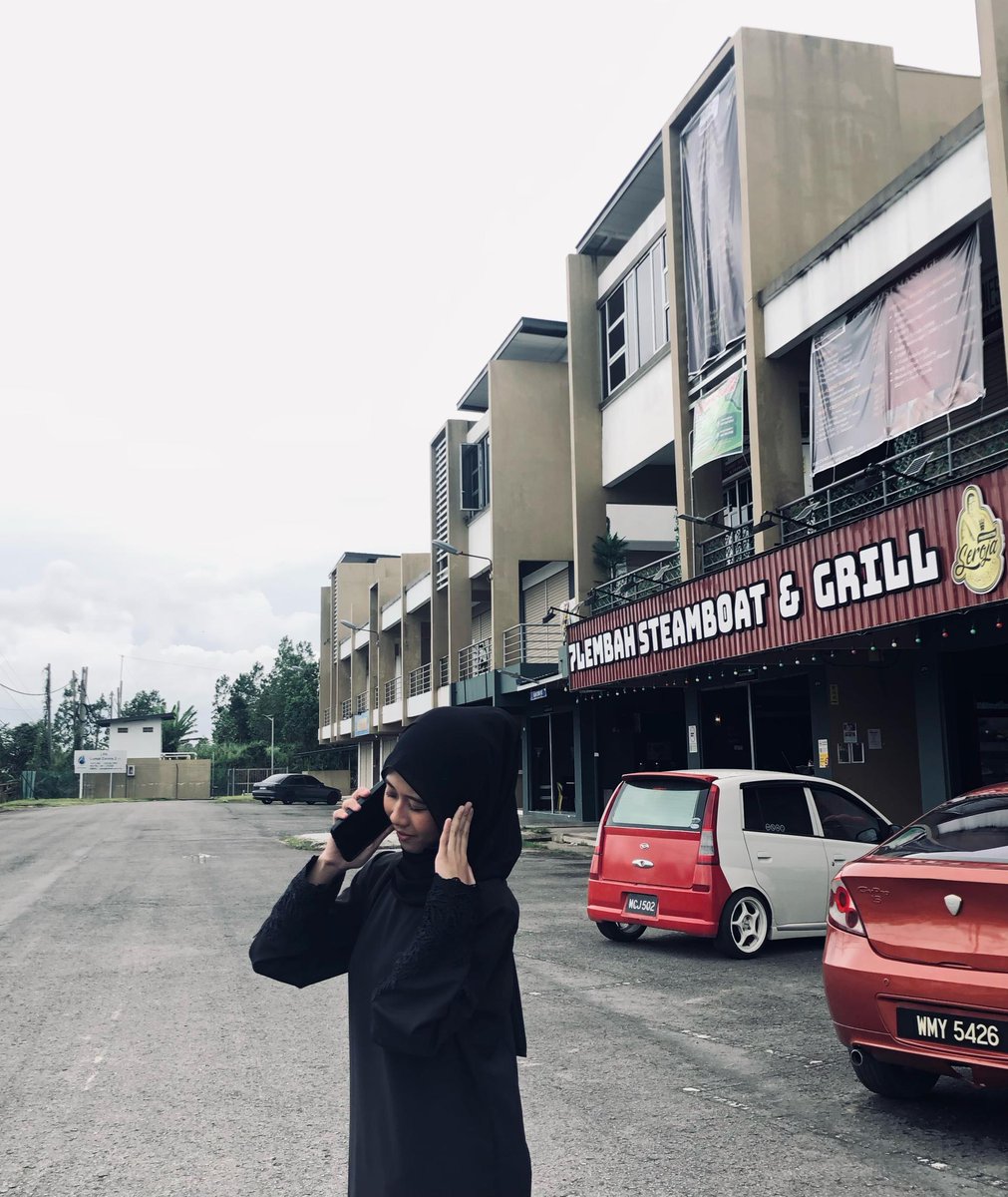 rewnsjun232's tweet photo. SHARE SIKIT AHH..KITONYA SAMPAI MALAM TAKBIR WAKK..SYEDIH😞🖐️ https://t.co/Sb1SGvd7ev