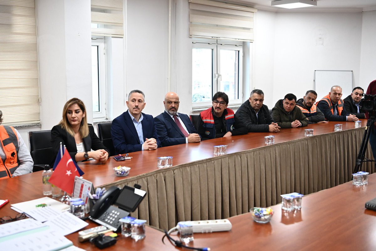 DiSK_Genel_is's tweet photo. Sendikamız ile Mamak Belediyesi arasında TİS töreni yapıldı. 
Törene Genel Başkanımız Remzi Çalışkan , Mamak Belediye Başkanı Veli Gündüz Şahin, Ankara 2 Nolu Şube Başkanımız Turan Tibukoğlu ve şube yönetim kurulu üyeleri katıldı. @veligunduzsahin @MamakBelediyesi https://t.co/Kq87wn12Q5