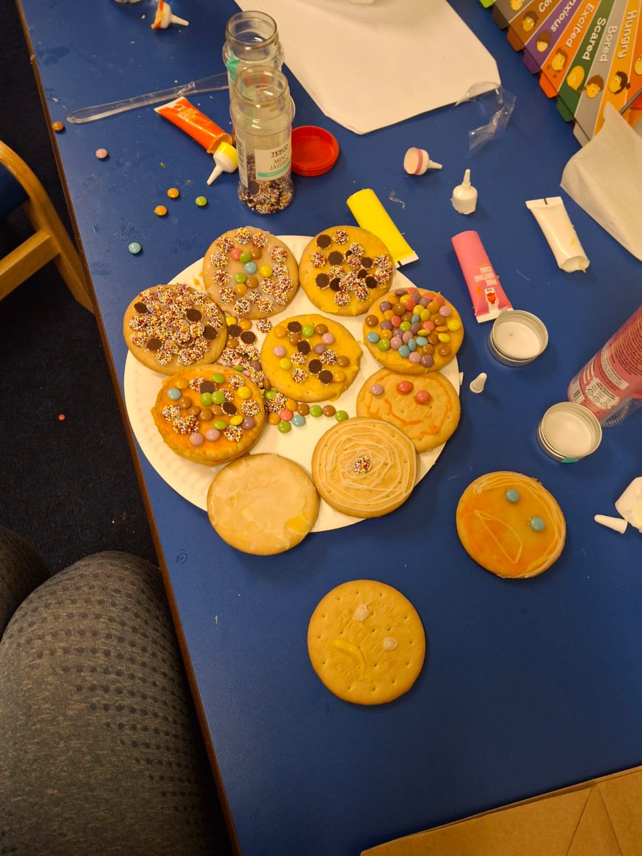 During their recent 1-2-1 support sessions, this young person has been decorating and baking cookies 🍪

At SYC, we let young people take lead on what they do for their 1-2-1 sessions as every young person wants different things from their support 👇

ow.ly/9el650Vmn92