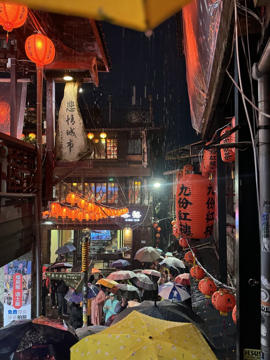 ethan_t_c_'s tweet image. Jiufen, Taiwan
12/24/2024