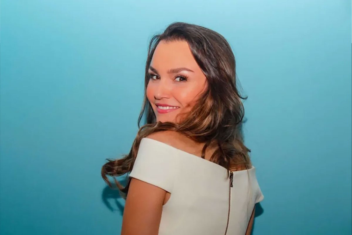 Samantha Barks talks winning The Masked Singer and filming Frozen for Disney Plus whatsonstage.com/news/samantha-…