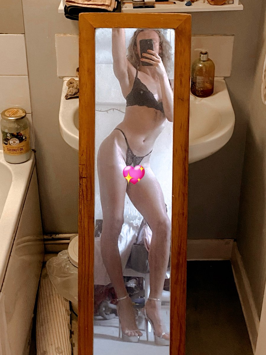 Always go crotchless 💋🤫