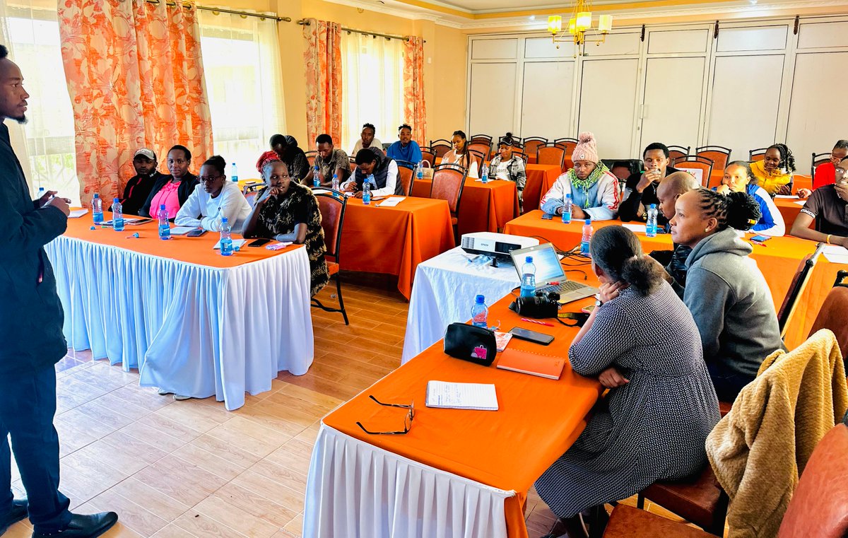 🚨 Today in Samburu, Maralal 🚨
FGM causes pain, trauma, and lifelong health risks. It’s time to say ENOUGH! Let’s break the cycle and protect our girls. 🛑💔
📢 Join us for a UNFPA-supported training on FGM, GBV, gender stereotypes &amp; legal frameworks. Together, we can end FGM.