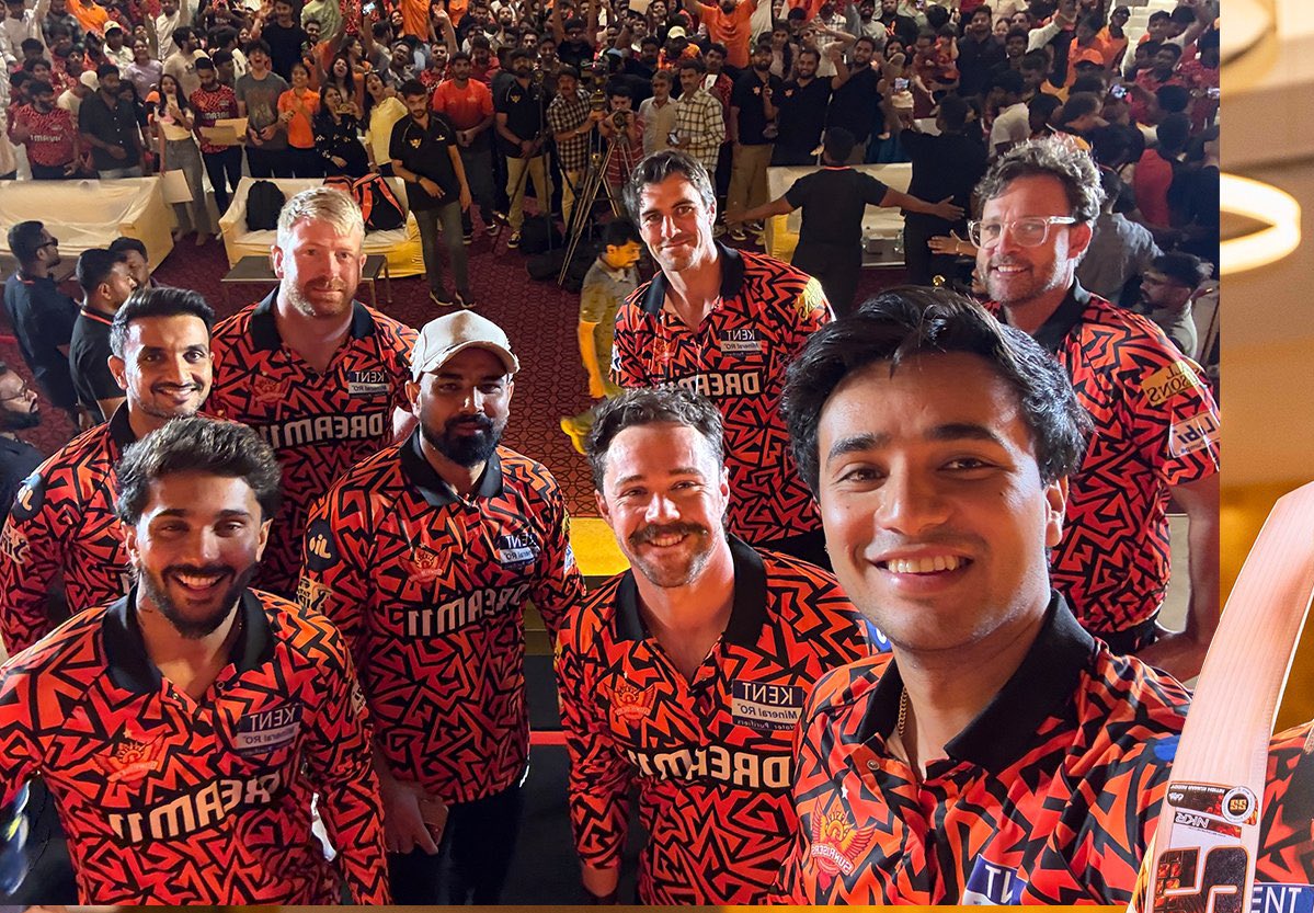 Cricketwithme15's tweet image. Scariest team of decade?