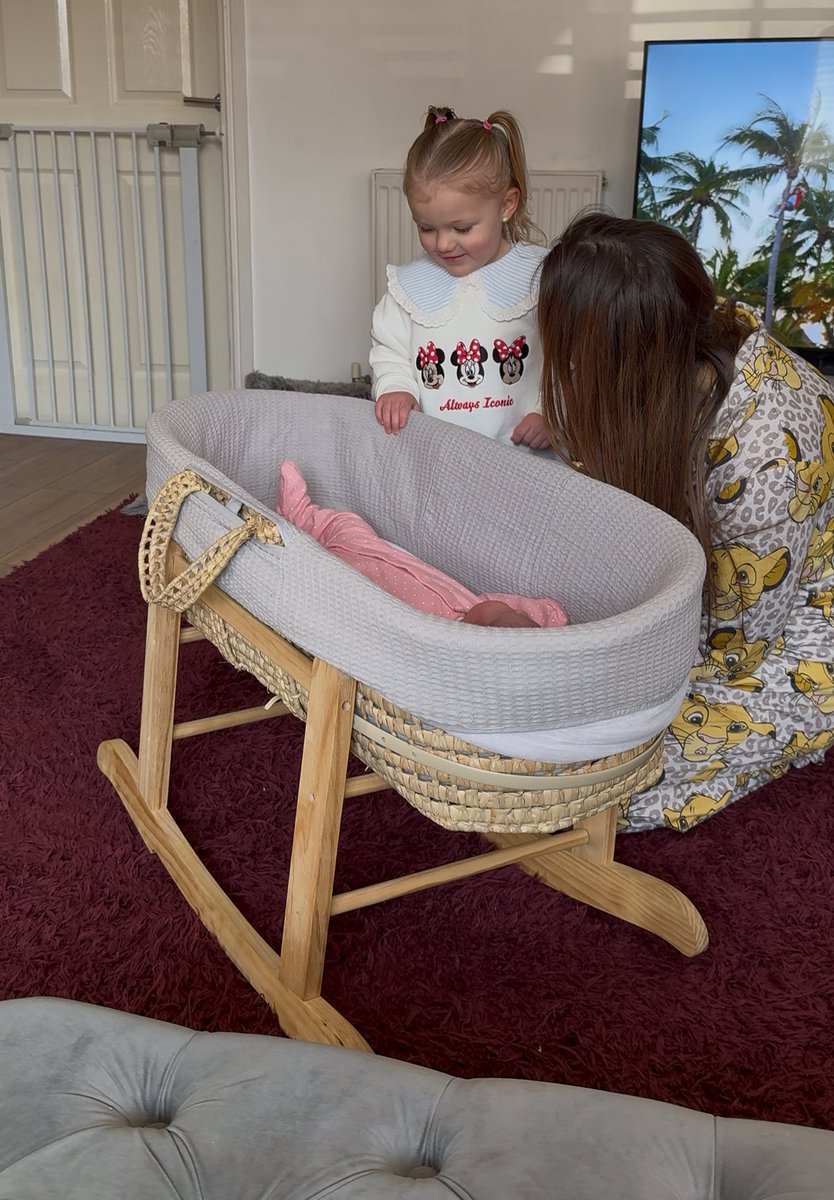 Georgia scholes tweet media