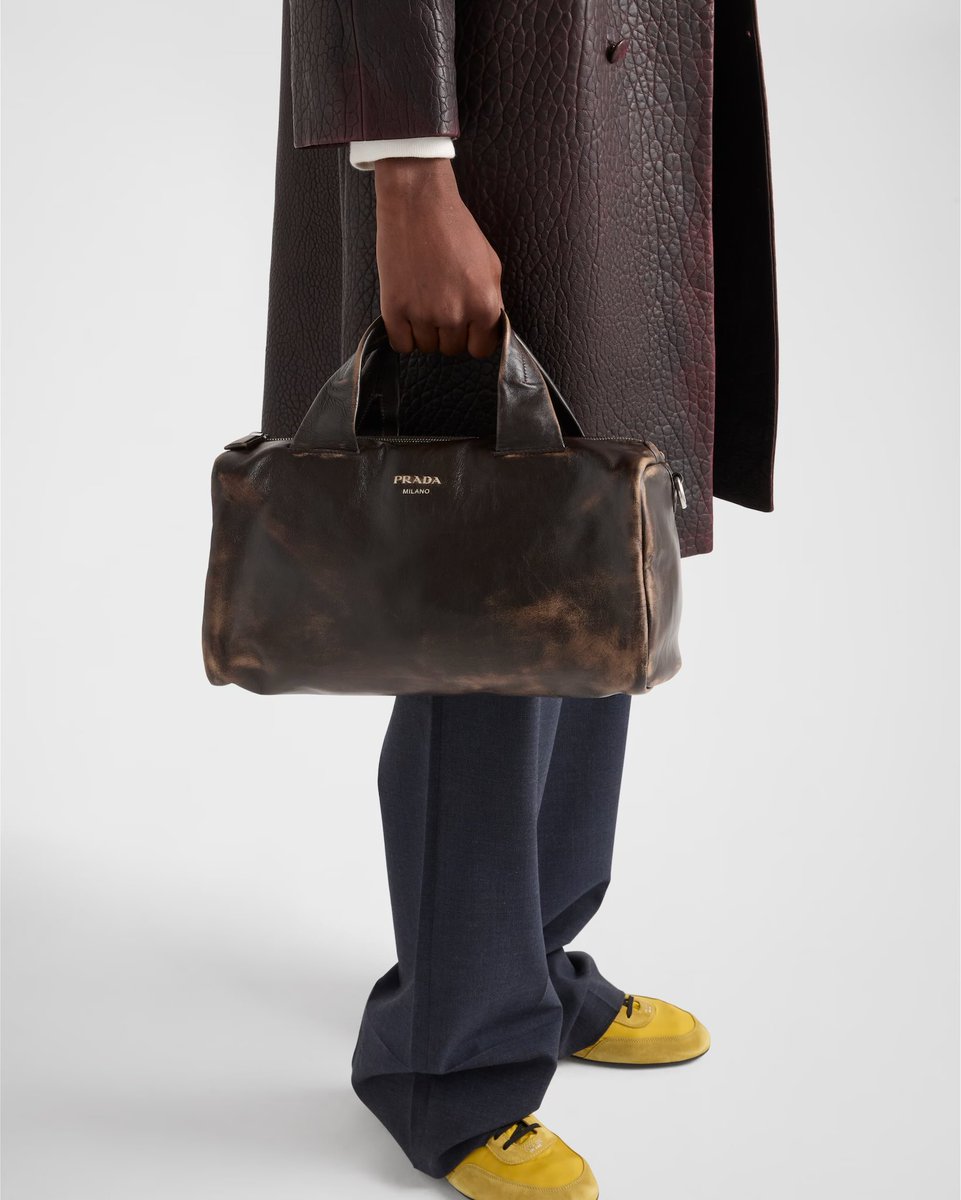 What organ do I need to sell to buy this bag <a href="/Prada/">PRADA</a> 🤤