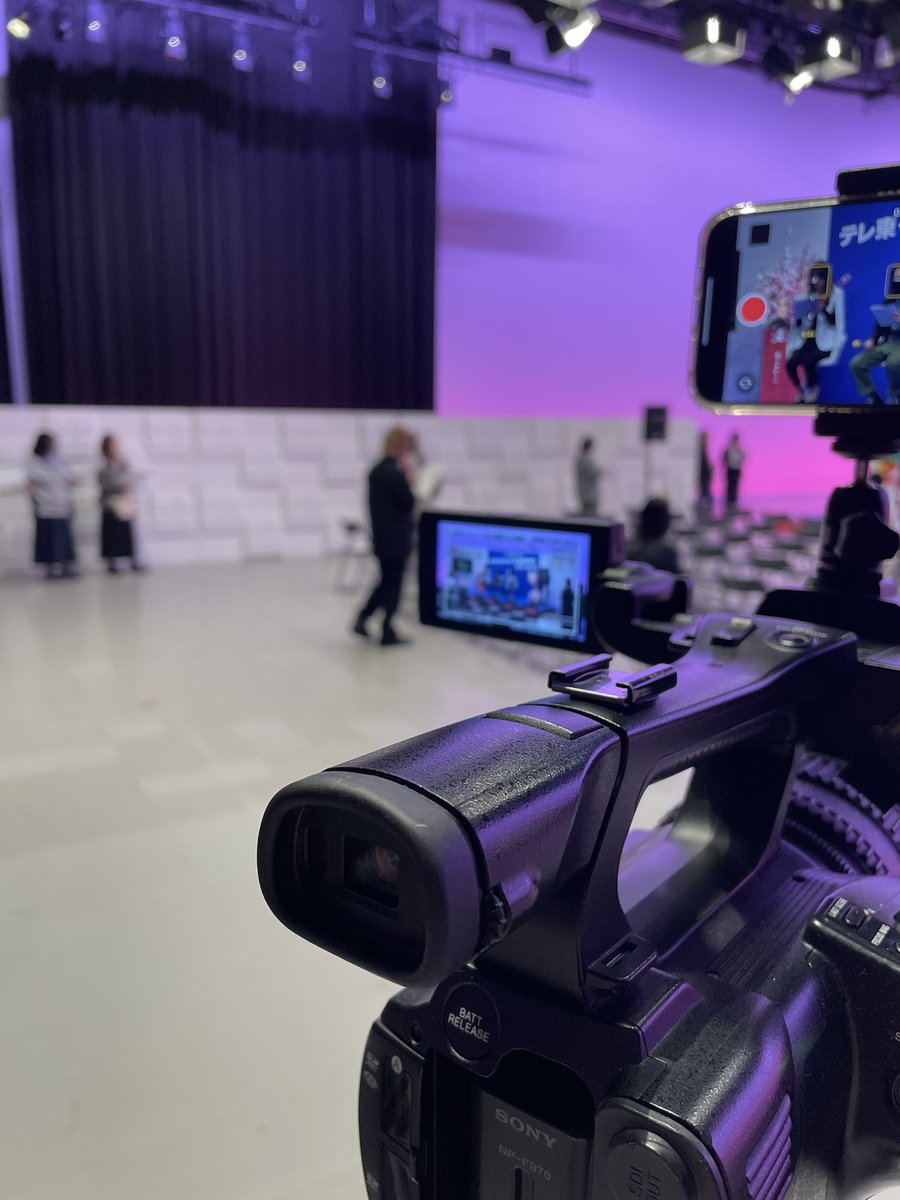 お待たせしました。特番第4弾です。

2025年も他番組の栄養を吸い取りつつ、小パンチなお笑いをスタジオの片隅からお届けできればと思っております。
只今、絶賛寄生中。

【第７回】4月7日（月）
深夜24時30分〜深夜25時00分

【第8回】4月14日（月）
深夜24時30分〜深夜25時00分
#寄生番組パラサイト