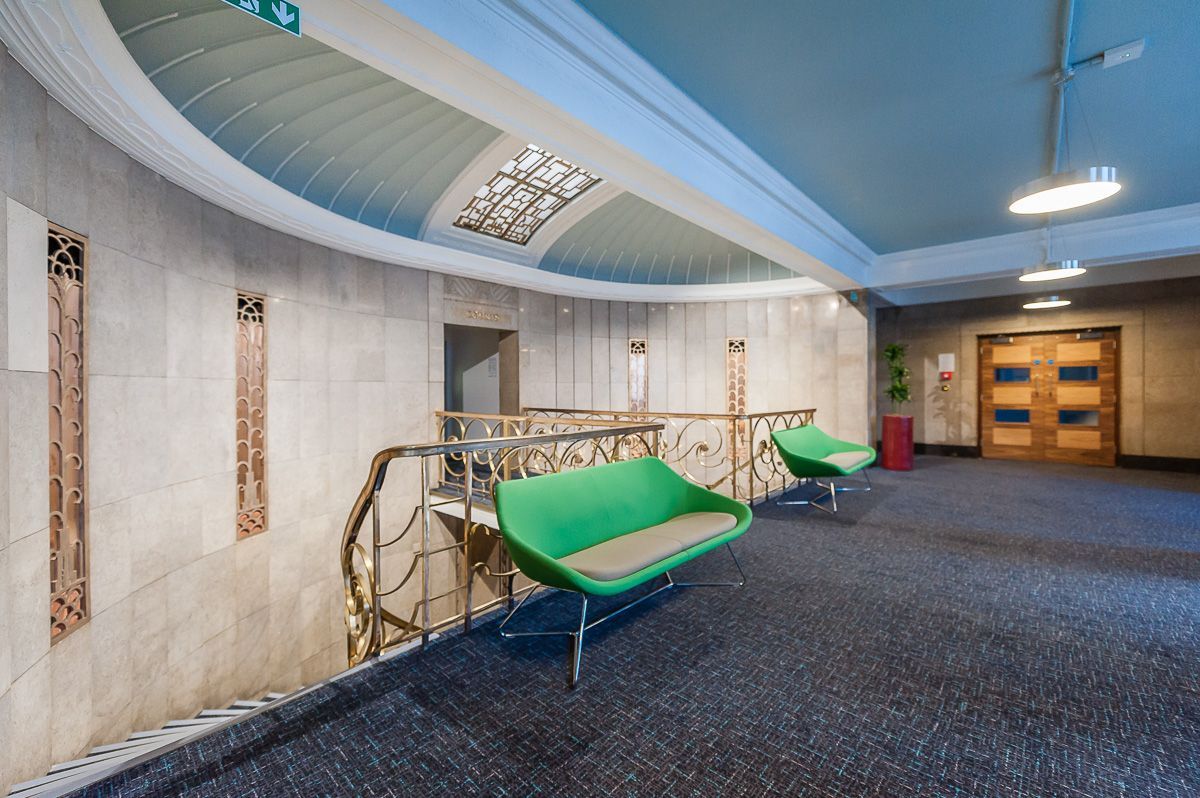 Strategically located in the city centre, just a short walk from the bus and train stations, #RiversideChambers is perfect for mixed-use businesses! Join our thriving #business community today: connectderby.co.uk/workspaces/riv…