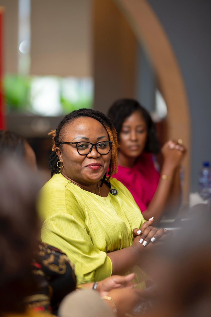 Retour sur notre 2ème Café Éducation : « Spécial Femmes »
Des femmes inspirantes de divers secteurs ont discuté de leur rôle essentiel dans l'éducation en #RDC

Partage d’expériences sur des thématiques telles que l'éducation à domicile et le leadership féminin. #SOS_AKILI