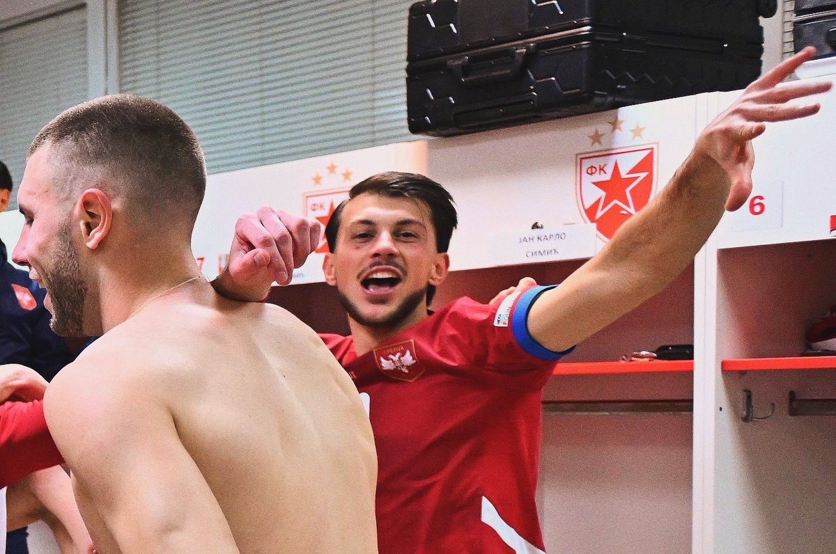FSSrbije's tweet photo. 🎶🇷🇸😍
#SRBAUT #NationsLeague https://t.co/p24wGOy6FB