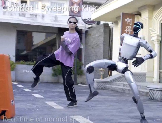EntrepreneursAI's tweet image. 🤖 Unitree’s G1 robot now does kip-ups, Tai Chi, AND Kung Fu.
Yes, really.
This isn’t Boston Dynamics—this is faster, cheaper, and trained with AI.
Welcome to the age of agile humanoids.
#AIrobots #UnitreeG1

  aientrepreneurs.standout.digital/p/nvidia-s-500…