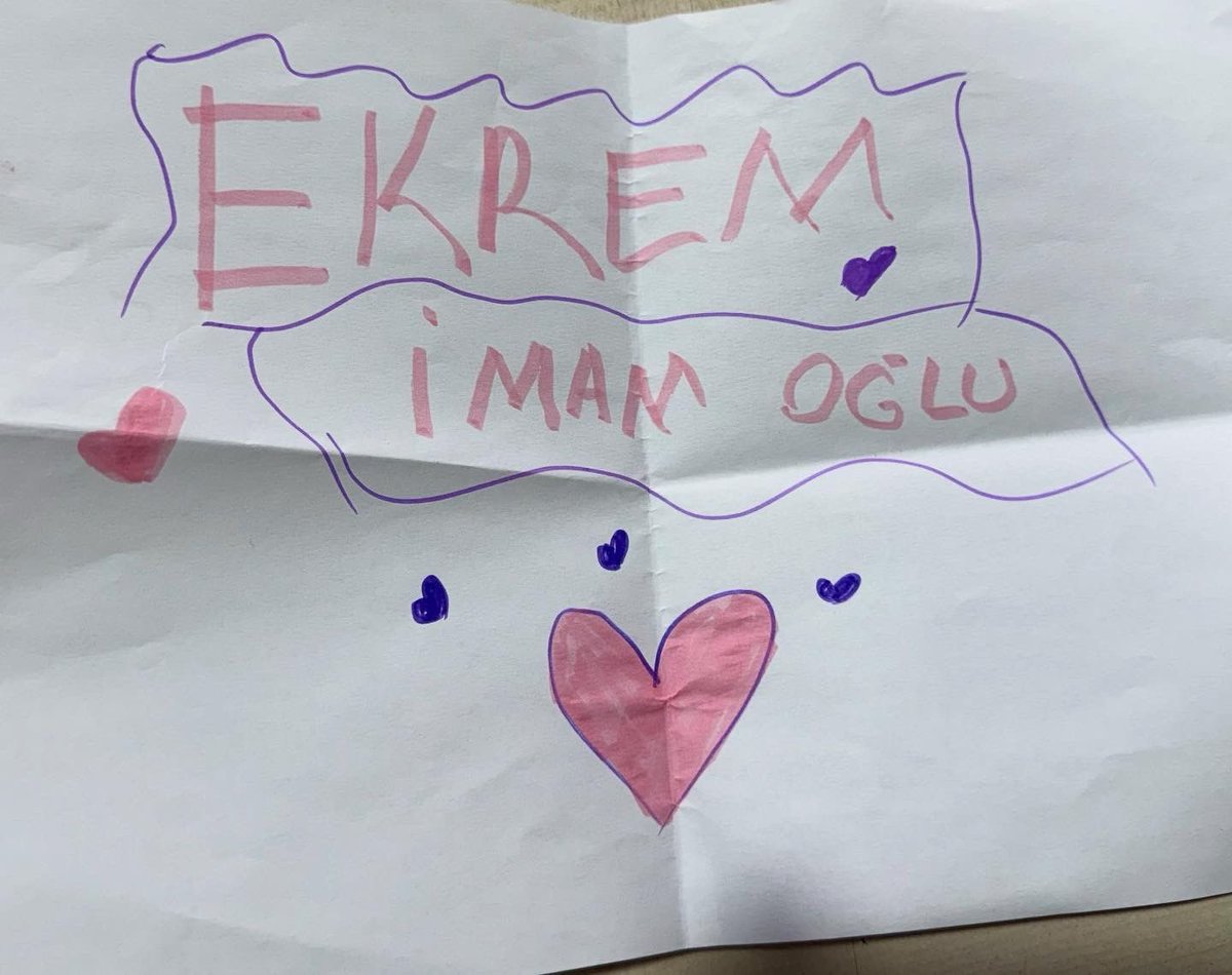 Minikler Ekrem amcalarını yalnız bırakmadı.
Açtığı kreşler sebebi ile milyonlarca annenin ve çocuğun hizmet almasını sağlayan İmamoğlu’nu minikler de unutmadı.
#imamoglu 
#i̇mamoğlumilleteemanet