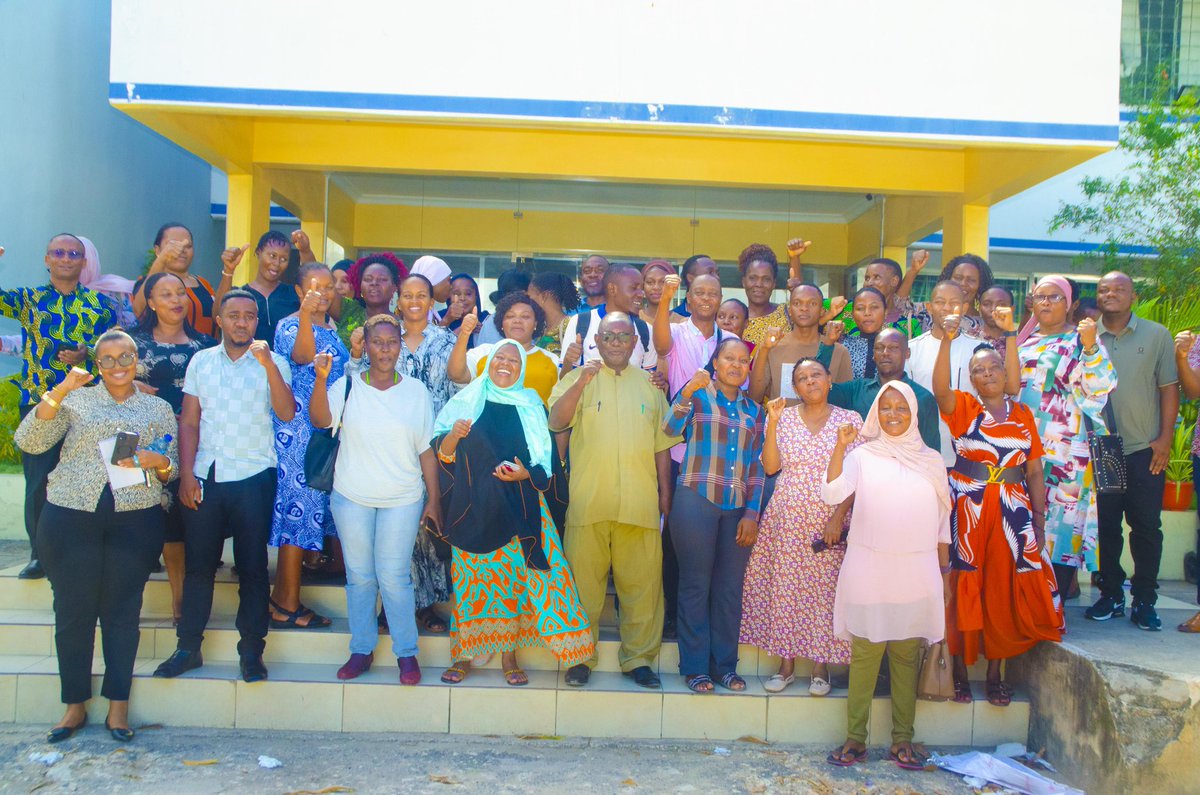 tgnptz's tweet photo. Shaping equal representation! TGNP's training equips leaders for gender-responsive governance, driving women's leadership for 2025 elections. ๐ช #InclusiveGovernance #GenderEquality #CommunityEmpowerment #TGNP
#GRB
@IrlEmbTanzania @SwedeninTZ @UN_Women @porticusglobal https://t.co/DDURQa6ovb