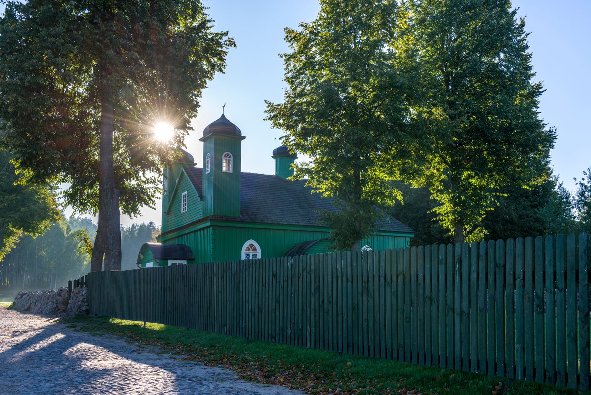 📢 Ruszył podlaskibonturystyczny.pl ! Dorośli turyści spoza woj. podlaskiego, którzy chcą odwiedzić ten region mogą zyskać do 400 zł dofinansowania na nocleg. Start zgłoszeń obiektów: 24.03, generowanie bonów dla turystów od 20.04. 🌿 
Więcej: bit.ly/4iMw9aa
<a href="/wojpodlaskie/">Województwo Podlaskie</a>