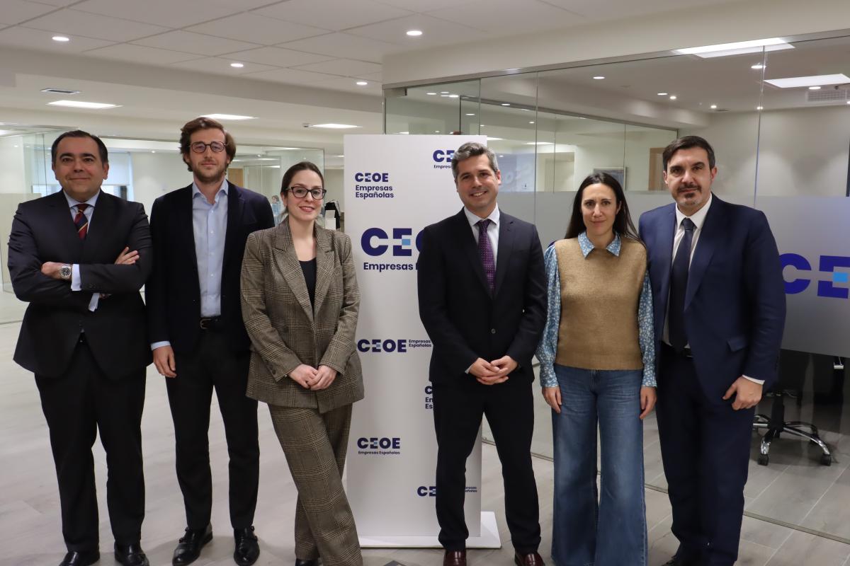 ⚡<a href="/StatkraftES/">Statkraft España</a> se une a <a href="/CEOE_ES/">CEOE</a> para impulsar alianzas y acelerar la #transición energética en España con soluciones #renovables

¡Bienvenidos!🔋🤝

ceoe.es/es/ceoe-news/e…