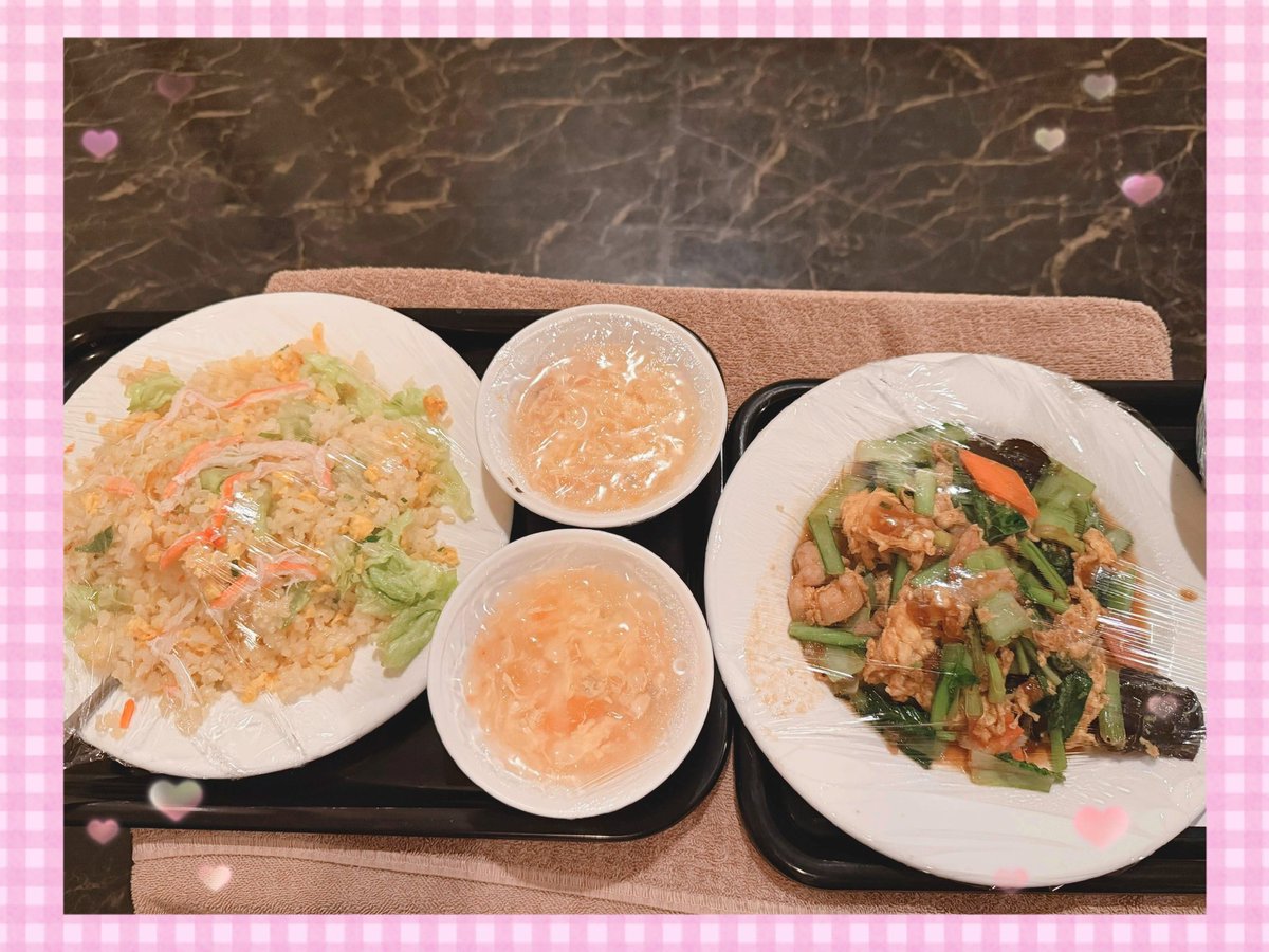 最近お食事させてもらったりプレゼントもらったり幸せでした(ㅅ •͈ᴗ•͈)🤍🩷🤍