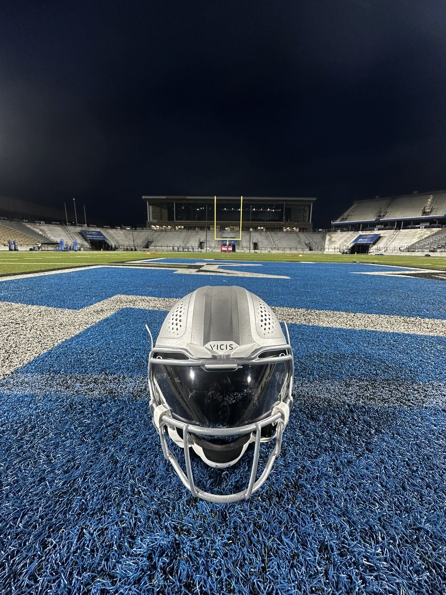 Day 4. Let’s roll <a href="/MT_FB/">Middle Tennessee Football</a>!!!🏈💙⚡ <a href="/schuttsports/">Schutt Sports</a>