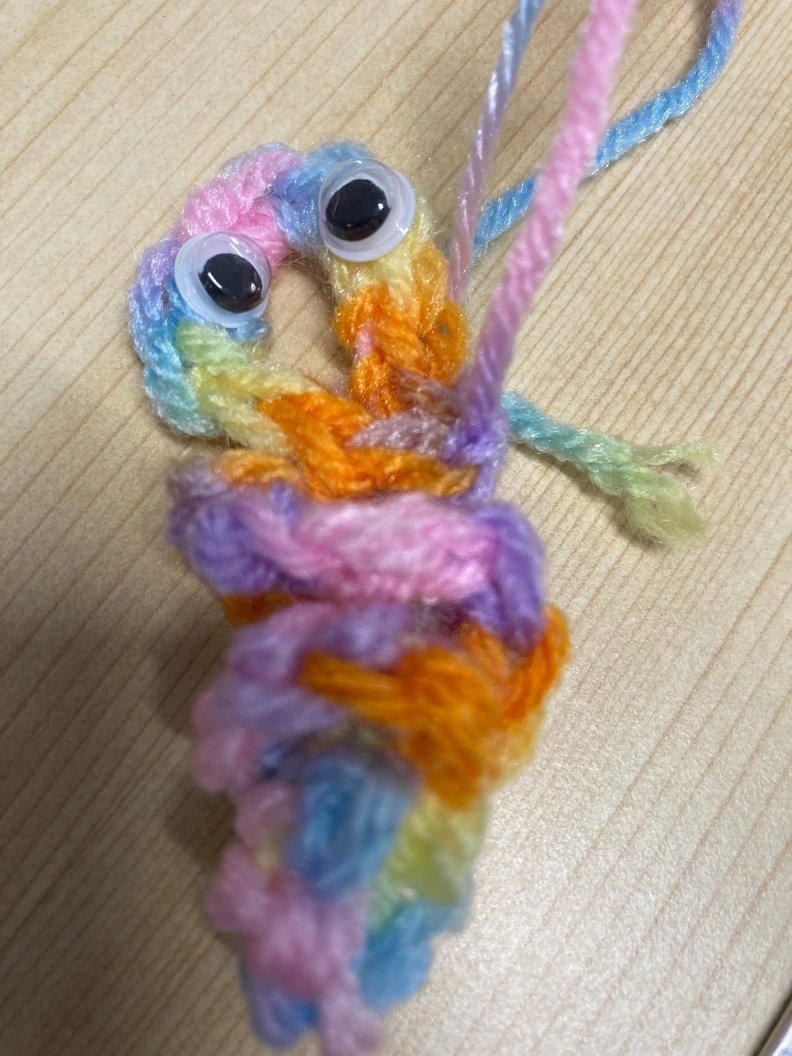 MersthamLibrary's tweet image. Craft Club is every Monday 3.30-4.30pm £1 per child What will you create? #CraftClub #Cardcraft #knitting #colouring #fun #loveyourlibrary