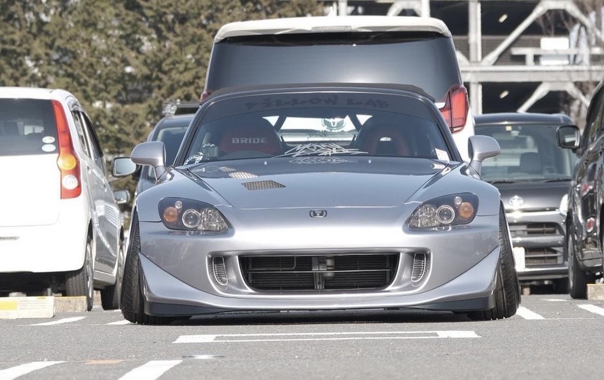S2000支払いは完済してる
今回査定200-220
前回は現車確認呼んで240て言われて様子見てたんだけど
置き場所はあるから手放さず一時抹消がいいかなぁ、、？
3/27で車検切れるからどっちにしろ車検は取らない
増車したゴルフGTIが良すぎるんだよなぁS2000の出番が2年で10回くらいになっちゃってる、、