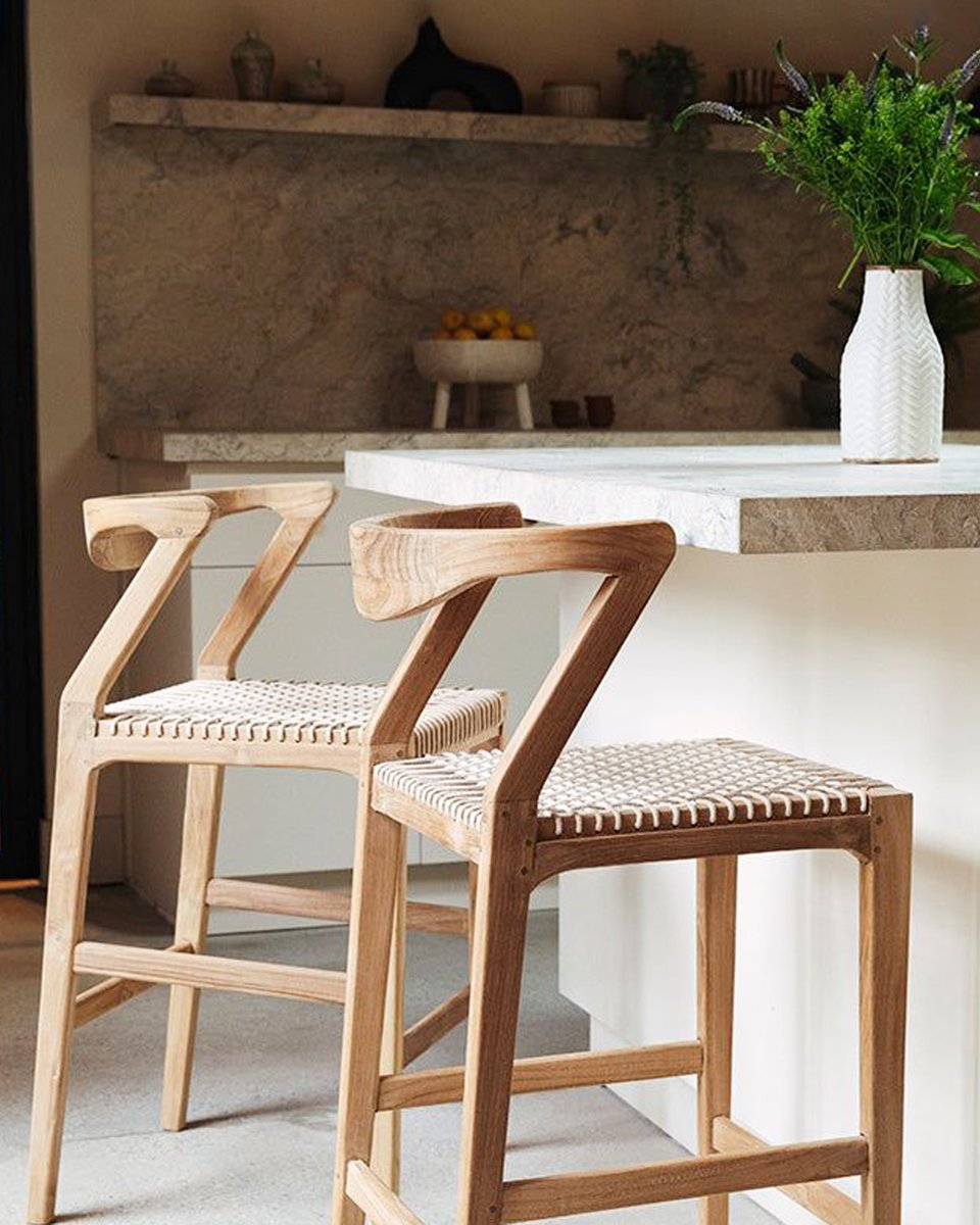 knockonwood5's tweet image. Where laughter bubbles and friendships brew.

From work to well-being, our armchairs adapt to your every mood. Each design seamlessly blends comfort with functionality, transforming your space into a haven for productivity, relaxation, and everything in between. 

#KNW #BarStool