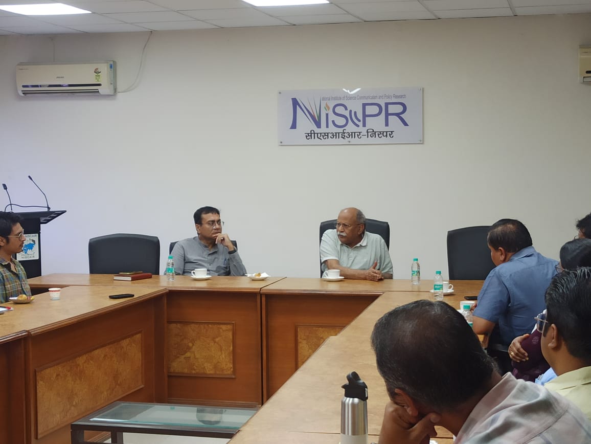 AcSIR_NIScPR's tweet photo. Prof. Deepak Kumar, Eminent Professor (Retd.), JNU, New Delhi, had an inspiring session with CSIR-NIScPR Coordinator, Dr. Vipan Kumar, faculty, and Ph.D. students on 20.03.2025. A day filled with insights, discussions, and knowledge-sharing! @CSIR_NIScPR @AcSIR_India https://t.co/OgAzYpg6Fx
