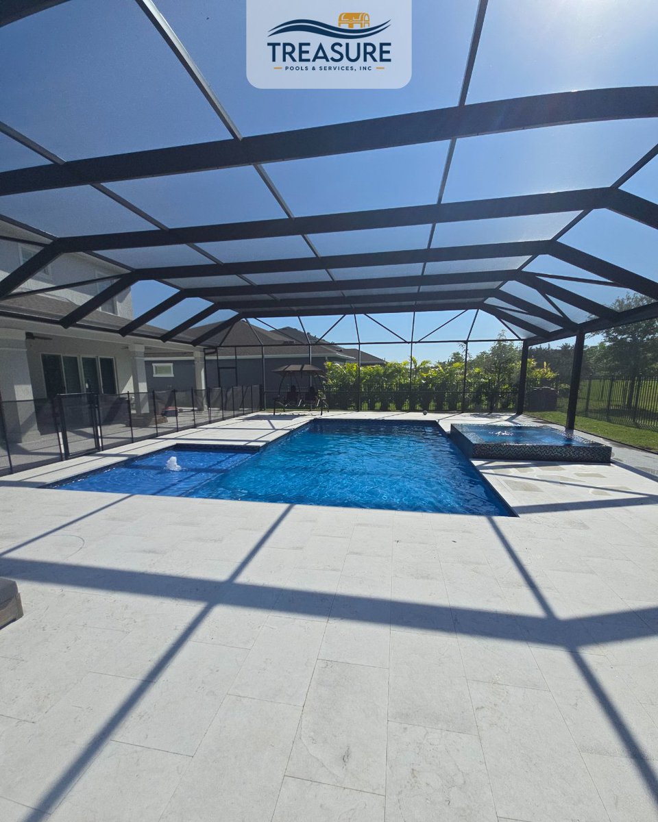 CraigPools's tweet image. A backyard built for relaxation! 📷📷 This spacious pool features a Champagne edge spa, a sun shelf with a soothing  bubbler, and plenty of room to unwind. The perfect blend of style and comfort!  Who’s ready to take a dip? #ChampagneSpa #SunShelfVibes #TreasurePools